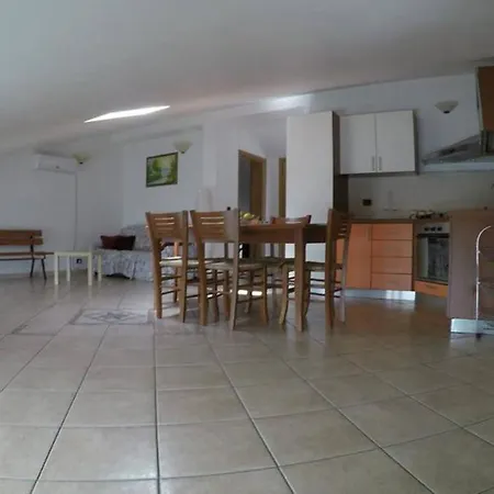 Villa Mora On Two Levels 50 Meters From The Sea - Wi-fi *