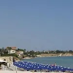 Mora On Two Levels 50 Meters From The Sea - Wi-fi אבולה